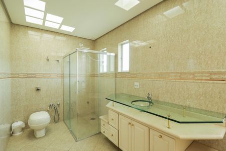 Casa à venda com 900m², 4 quartos e 12 vagasBanheiro da Suíte 3