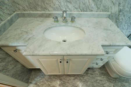 Casa à venda com 900m², 4 quartos e 12 vagasBanheiro da Suíte 2