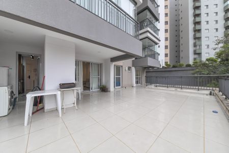 Apartamento para alugar com 160m², 3 quartos e 2 vagasVaranda - Quintal