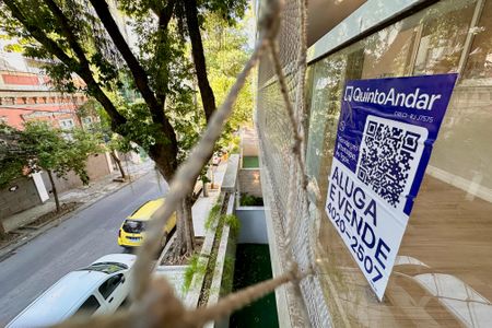 Apartamento à venda com 106m², 3 quartos e 1 vagaPlaquinha instalada