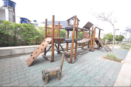 Apartamento à venda com 157m², 2 quartos e 3 vagasÁrea comum - Playground 1