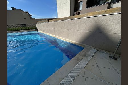 Apartamento à venda com 70m², 3 quartos e 1 vagaÁrea comum - Piscina