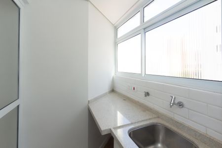 Apartamento à venda com 46m², 1 quarto e 1 vagaÁrea de Serviço