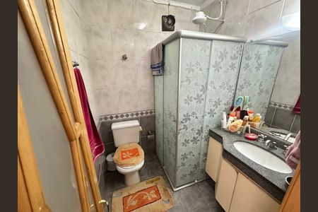 Casa de condomínio à venda com 444m², 4 quartos e 6 vagas