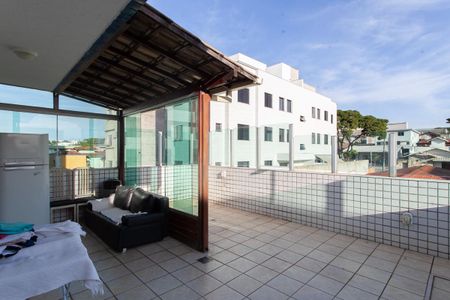 Apartamento à venda com 170m², 4 quartos e 2 vagas Apartamento à venda com 170m², 4 quartos e 2 vagasÁrea de Cobertura