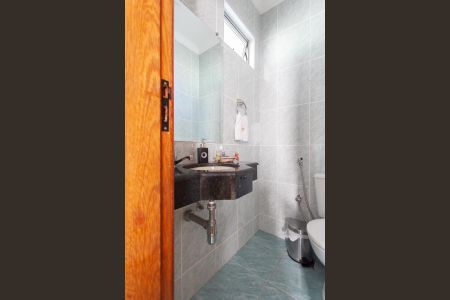 Apartamento à venda com 170m², 4 quartos e 2 vagas Apartamento à venda com 170m², 4 quartos e 2 vagasLavabo