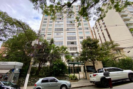 Apartamento à venda com 162m², 2 quartos e 1 vagaFachada