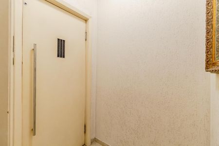 Apartamento à venda com 162m², 2 quartos e 1 vagaHall Elevador