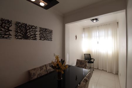 Apartamento à venda com 110m², 2 quartos e 1 vagaSala