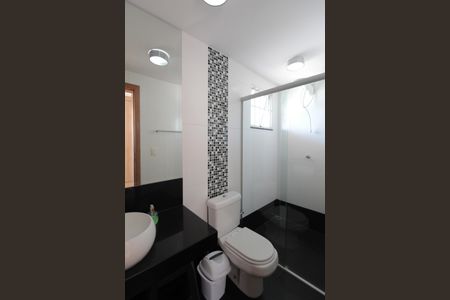 Apartamento à venda com 110m², 2 quartos e 1 vagaBanheiro Social 2