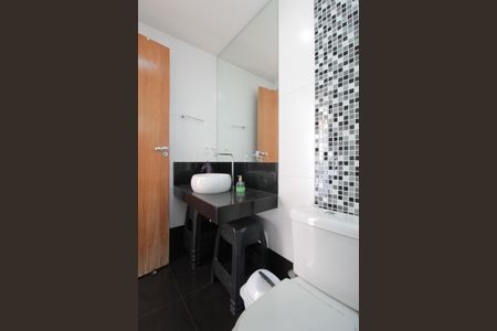 Apartamento à venda com 110m², 2 quartos e 1 vagaBanheiro Social 2