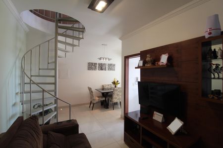 Apartamento à venda com 110m², 2 quartos e 1 vagaSala