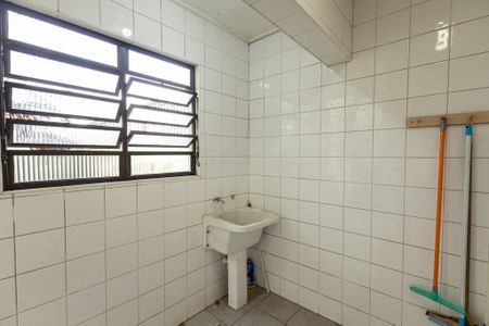 Casa à venda com 120m², 2 quartos e 2 vagasÁrea de Serviço