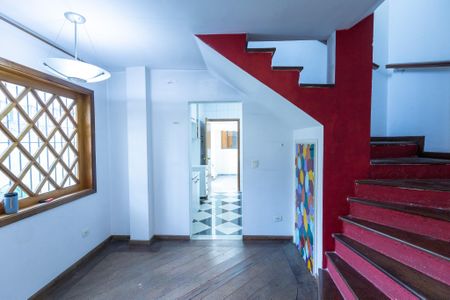 Casa à venda com 120m², 2 quartos e 2 vagasSala