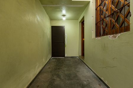 Casa à venda com 120m², 2 quartos e 2 vagasHall de entrada