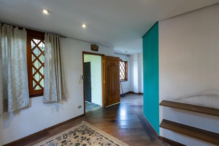 Casa à venda com 120m², 2 quartos e 2 vagasSala