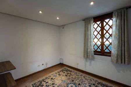 Casa à venda com 120m², 2 quartos e 2 vagasSala