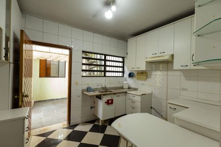 Casa à venda com 120m², 2 quartos e 2 vagasCozinha