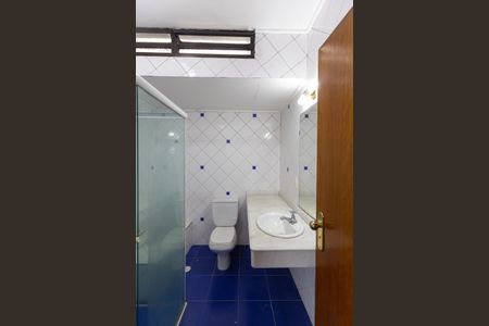 Casa à venda com 120m², 2 quartos e 2 vagasBanheiro Social