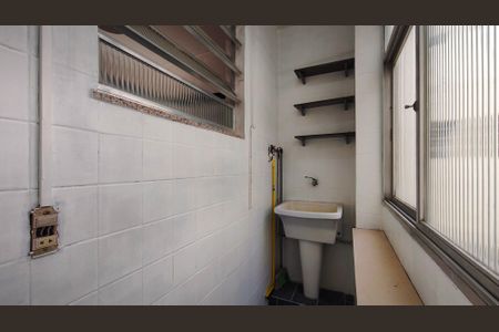 Apartamento à venda com 48m², 1 quarto e 1 vagaÁrea de Serviço