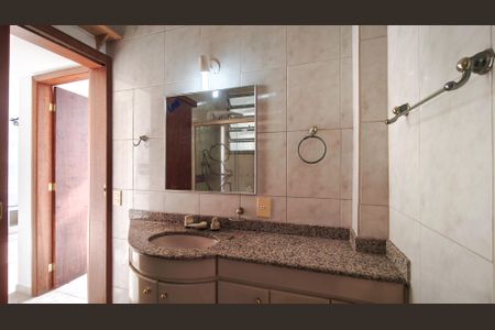 Apartamento à venda com 48m², 1 quarto e 1 vagaBanheiro Corredor