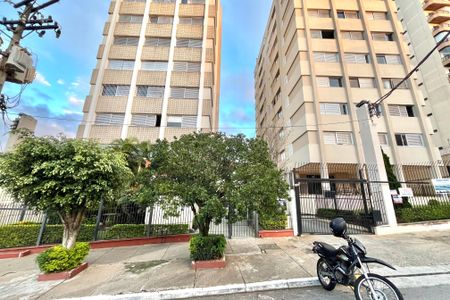 Apartamento à venda com 48m², 1 quarto e 1 vagaFachada