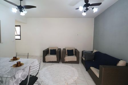 Apartamento para alugar com 70m², 2 quartos e 1 vagaSala