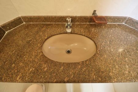 Apartamento para alugar com 70m², 2 quartos e 1 vagaBanheiro Suíte