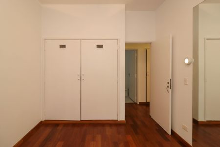 Apartamento à venda com 96m², 3 quartos e 1 vagaQuarto 2