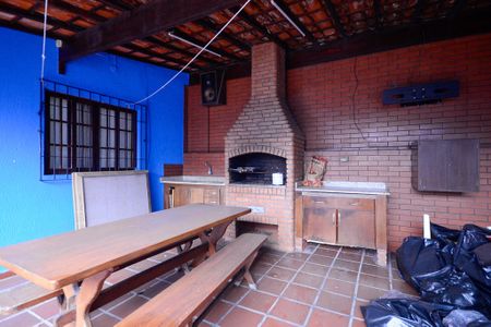 Casa à venda com 300m², 4 quartos e 4 vagasÁrea de Lazer - Churrasqueira 