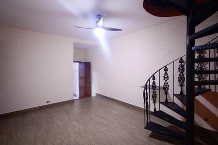 Casa à venda com 300m², 4 quartos e 4 vagasSala 2
