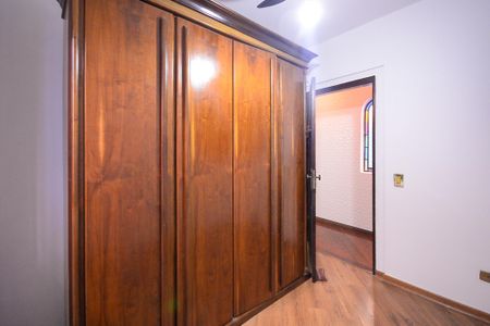 Casa à venda com 300m², 4 quartos e 4 vagasQuarto 2