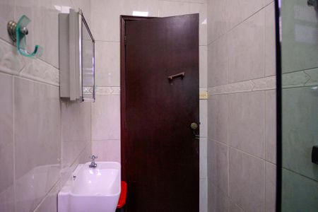 Casa à venda com 300m², 4 quartos e 4 vagasBanheiro Social 