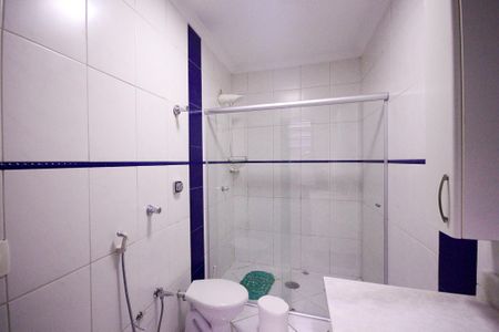 Casa à venda com 300m², 4 quartos e 4 vagasBanheiro do quarto 1