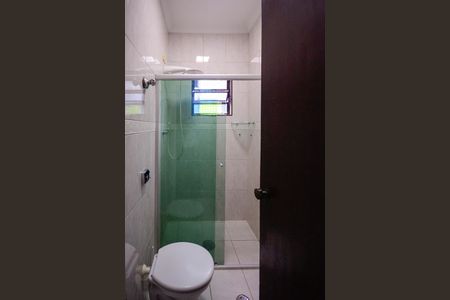 Casa à venda com 300m², 4 quartos e 4 vagasBanheiro Social 