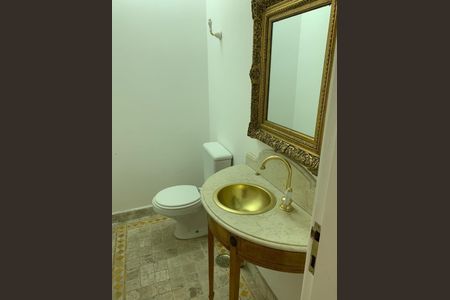 Casa à venda com 300m², 3 quartos e 2 vagas