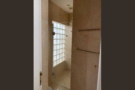 Casa à venda com 300m², 3 quartos e 2 vagas