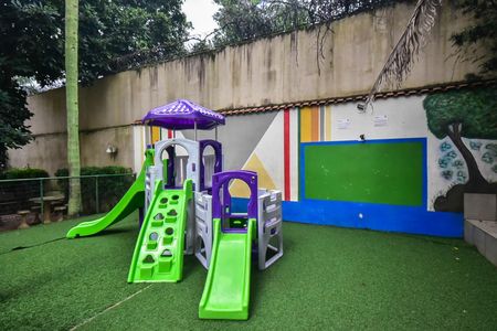 Apartamento à venda com 53m², 2 quartos e 1 vaga Apartamento à venda com 53m², 2 quartos e 1 vagaPlayground