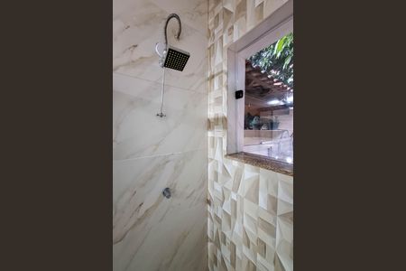 Casa à venda com 300m², 3 quartos e 3 vagas Casa à venda com 300m², 3 quartos e 3 vagasBanheiro Social