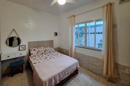 Casa à venda com 300m², 3 quartos e 3 vagas Casa à venda com 300m², 3 quartos e 3 vagasSuíte 1