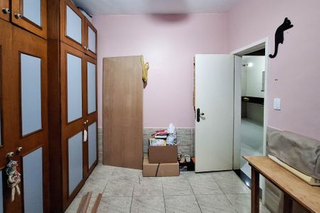 Casa à venda com 300m², 3 quartos e 3 vagas Casa à venda com 300m², 3 quartos e 3 vagasSuíte 2