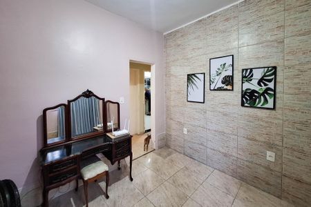 Casa à venda com 300m², 3 quartos e 3 vagas Casa à venda com 300m², 3 quartos e 3 vagasQuarto 1