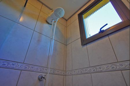 Casa à venda com 95m², 3 quartos e 2 vagasBanheiro da Suíte 