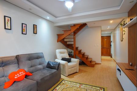 Casa à venda com 95m², 3 quartos e 2 vagasSala