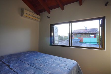 Casa à venda com 95m², 3 quartos e 2 vagasSuíte 