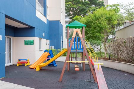 Apartamento à venda com 82m², 3 quartos e 2 vagasÁrea comum - Playground