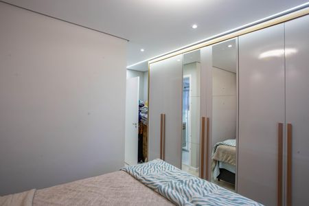 Apartamento à venda com 82m², 3 quartos e 2 vagasSuíte