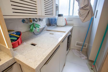 Apartamento à venda com 82m², 3 quartos e 2 vagasÁrea de serviço