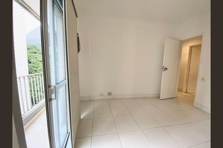 Apartamento para alugar com 110m², 2 quartos e 2 vagasQuarto 