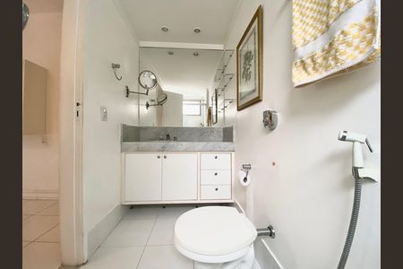 Apartamento para alugar com 110m², 2 quartos e 2 vagasBanheiro da Suíte 